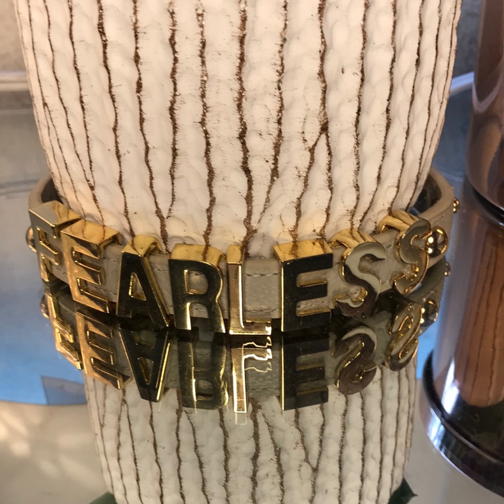 BCBG Fearless bracelet